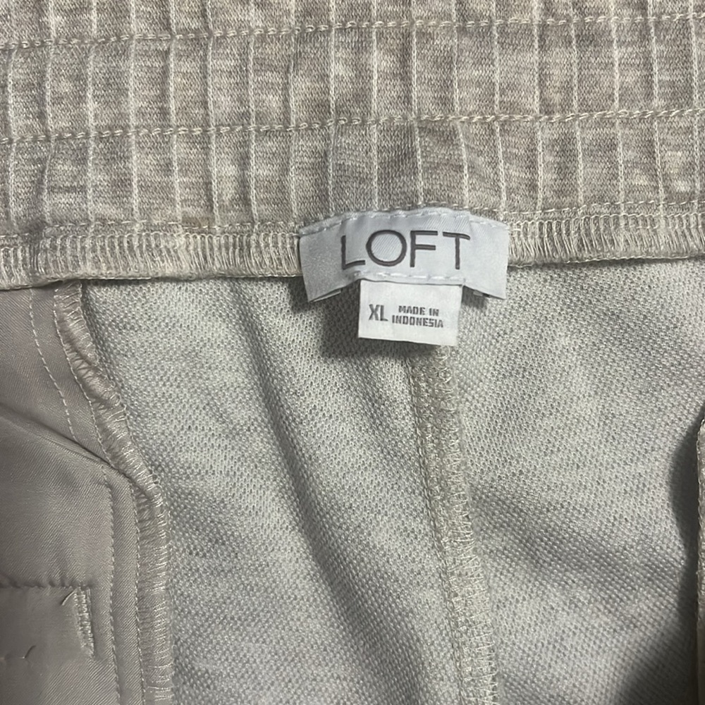LOFT Light Gray Ribbed Drawstring Lounge Pants - Picture 4 of 11